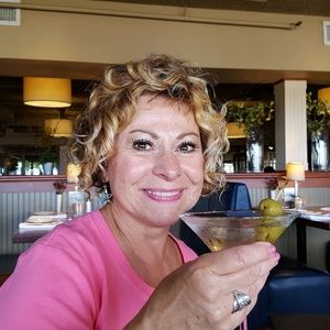 Meet your Posher, Renee